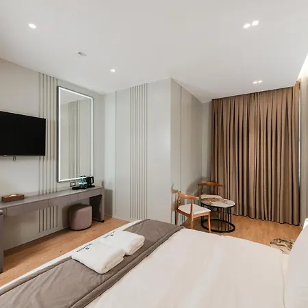 Troci Hotel 5*