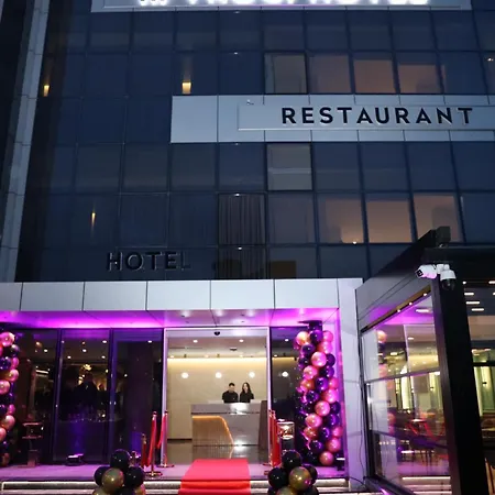 Hotel Troci