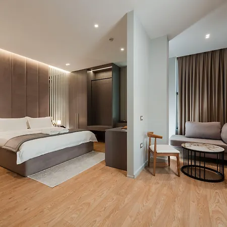 Troci Hotel 5*