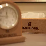 Отель Troci