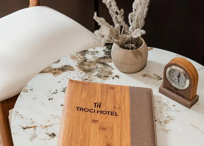 호텔 Troci 5*